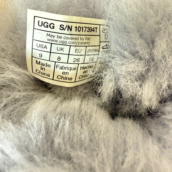 UGG GIrl's Boots Size 9 - Picture 5 of 5